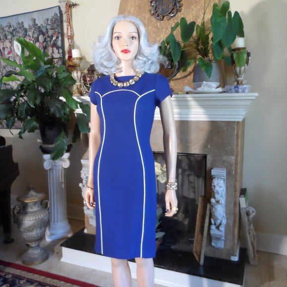 Moschino CheapandChic Light Blue Tweed Sheath Dress w/White Pipping Size 10 - Picture 3 of 16